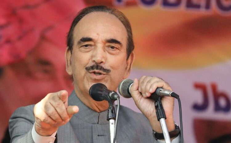  पीएम मोदी मेहनती है इसमें कोई शक नहीं… PM की तारीफ करते हुए कांग्रेस पर बरसे गुलाम नबी आजाद