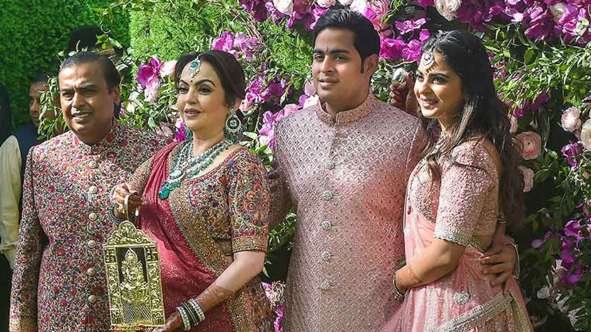 Aakash Ambani 8