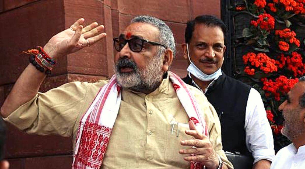 Giriraj Singh