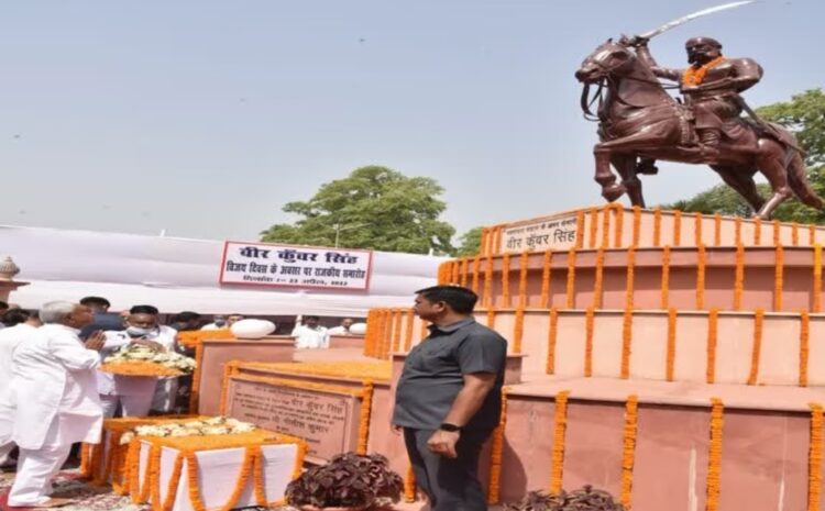 सीएम नीतीश ने वीर कुंवर सिंह की प्रतिमा पर किया माल्यार्पण,महान योद्धा की वीरता को किया याद