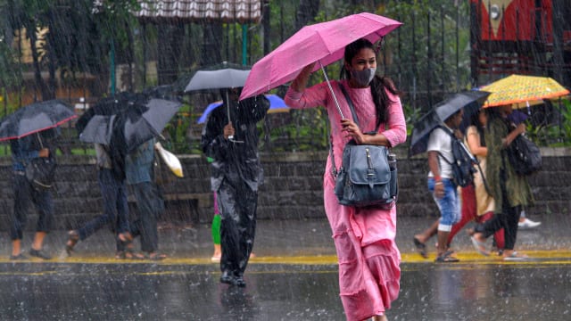 monsoon rain updates it will rain soon in up bihar meteorological department told when will you get 1657941157
