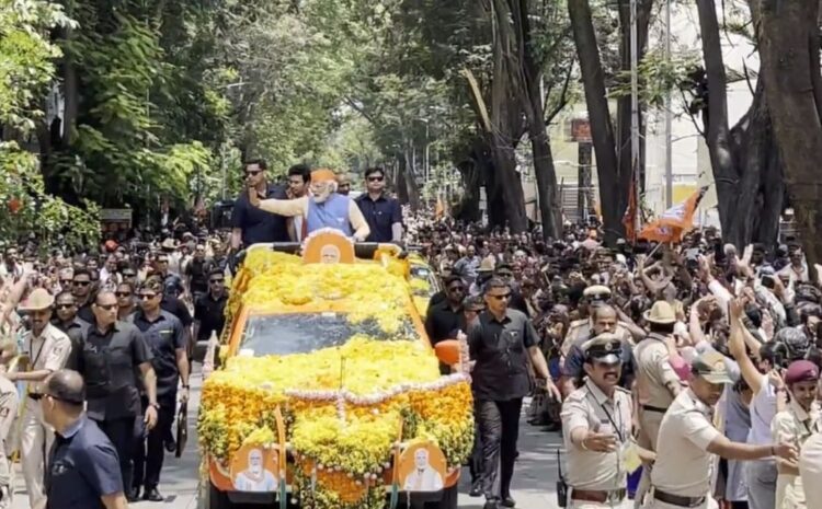 NEET परीक्षा के लिए पीएम ने घटाई रोड शो की दूरी,पीएम मोदी आज करेंगे चुनाव प्रचार का समापन
