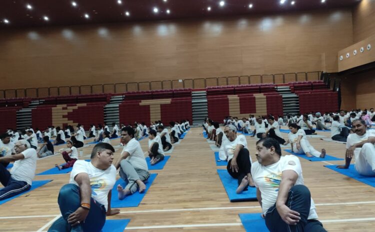 लखनऊ जन विकास महासभा एवं डॉ एपीजे अब्दुल कलाम प्राविधिक विश्वविद्यालय के संयुक्त प्रावधान में नवा अंतर्राष्ट्रीय योग संपन्न हुआ