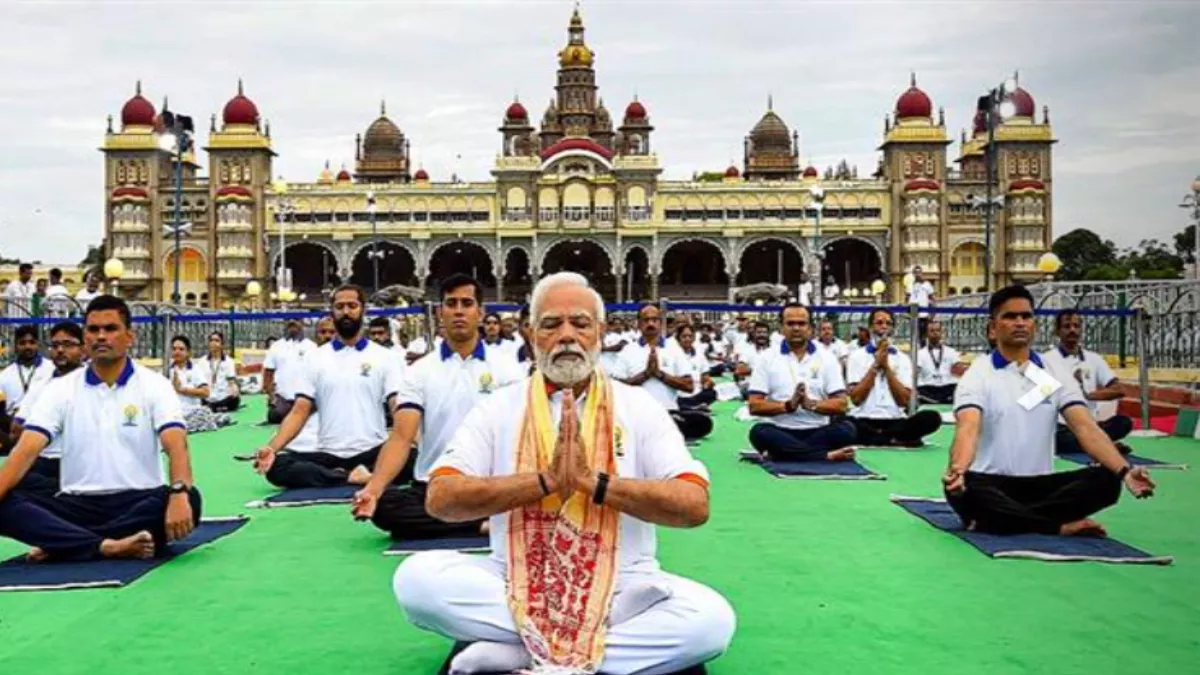 21 06 2023 modi yoga 23447275