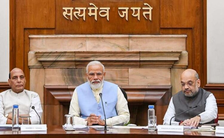 प्रधानमंत्री आवास पर चल रही कैबिनेट मीटिंग,पीएम मोदी समेत दिग्गज नेता हुए शामिल