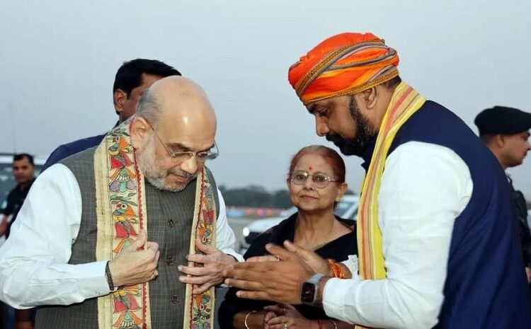 अमित शाह पटना पहुंचे,सम्राट चौधरी ने की अगवानी,रैली से पहले अशोक धाम मंदिर जाएंगे शाह,महाकाल की करेंगे पूजा