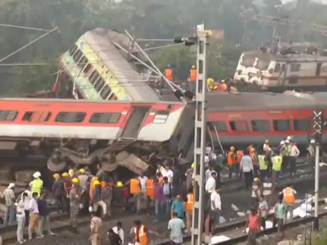 रेल दुर्घटना को लेकर एक्शन मोड में आए पीएम मोदी,घायलों से मिलने और जायजा लेने जाएंगे ओडिशा 1 IMG 20230603 WA0018