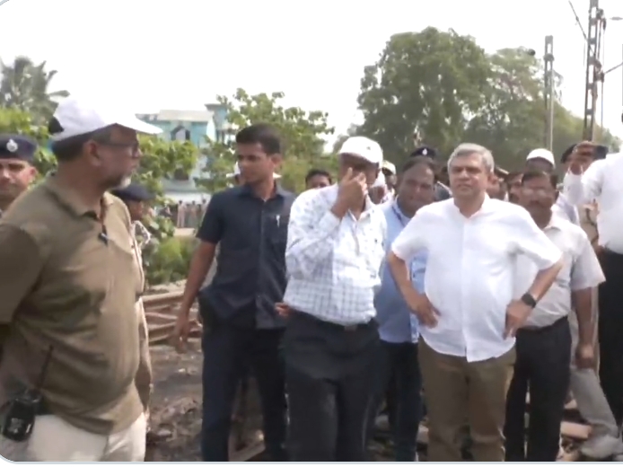 जो बाइडन ने ओडिशा रेल हादसे पर जताया दुख,कहा-भारत के दुख से दुखी है अमेरिका 1 Screenshot 2023 06 04 09 58 26 86 40deb401b9ffe8e1df2f1cc5ba480b12
