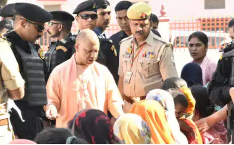 यूपी के माफियाओं-अपराधियों की आने वाली है और बड़ी शामत,सीएम योगी ने अफसरों को लगाई फटकार