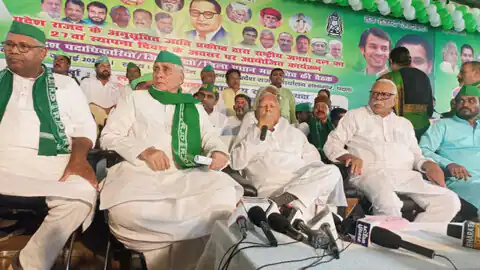 जब तू ना रहबा तब का होई,केस मुकदमों को लेकर लालू यादव ने नरेंद्र मोदी को दी नसीहत