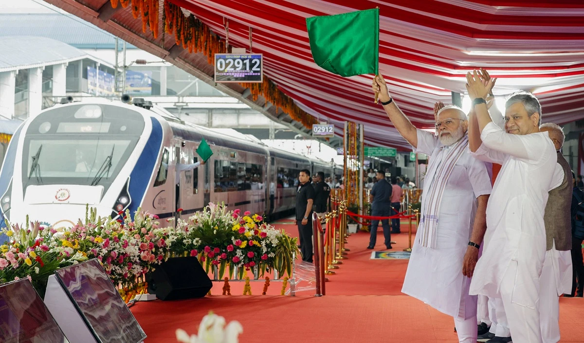 modi vande bharat large 1839 8