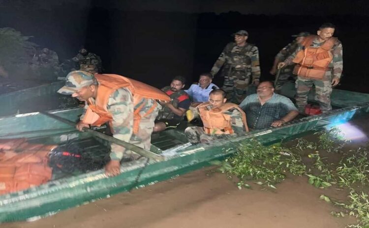  पंजाब में बाढ़ का कहर,NDRF की 14 टीमें तैनात,चंडीगढ़ में सेना ने 910 स्टूडेंट्स को बचाया