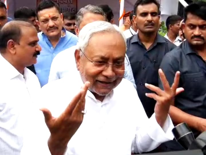 प्रशांत किशोर ने सीएम नीतीश को दिया चैलेंज,कहा-इंजीनियर रहते हुए आपको सेमीकंडक्टर का मतलब नहीं है पता 1 IMG 20230812 WA0038