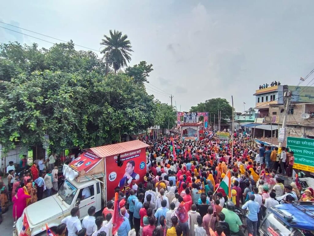 अपने ससुराल बेगूसराय में आज गरजे मुकेश सहनी,कहा-आरक्षण के लिए कफन बांध कर निकला हूं जिसे लेकर रहूंगा 2 IMG 20230827 WA0062