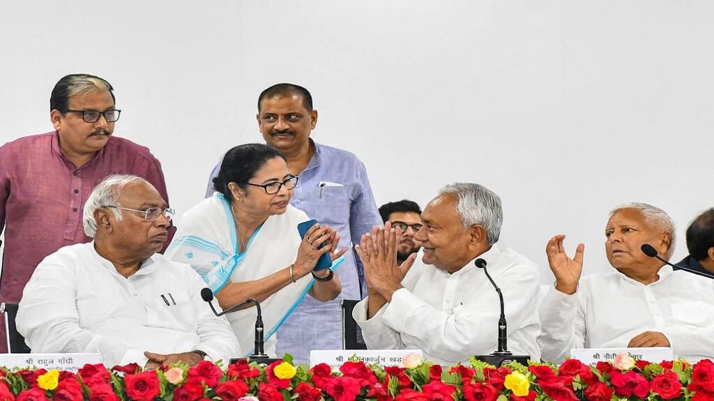 विपक्षी गठबंधन को लेकर तेजस्वी ने दिया बड़ा बयान-हम एक नहीं होते तो जनता हमें नहीं करती माफ 1 IMG 20230831 WA0012 1