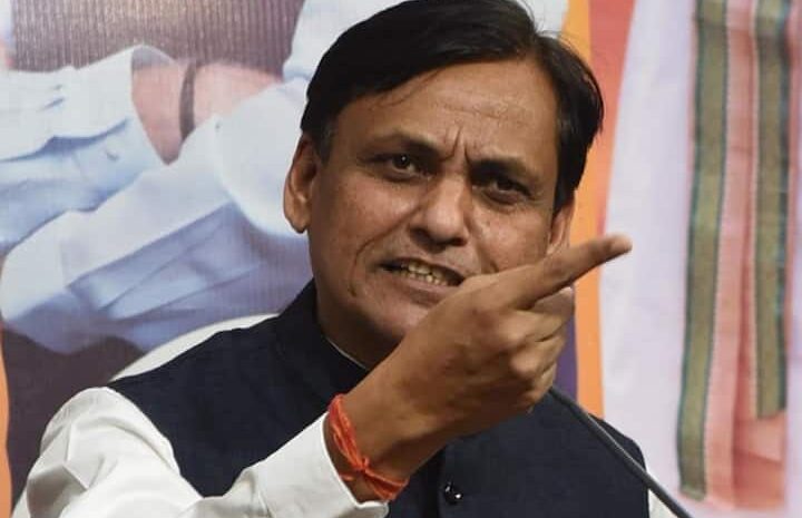 इंडिया गठबंधन पर केंद्रीय मंत्री ने बोला हमला-वोट के लिए करते हैं तुष्टिकरण की राजनीति