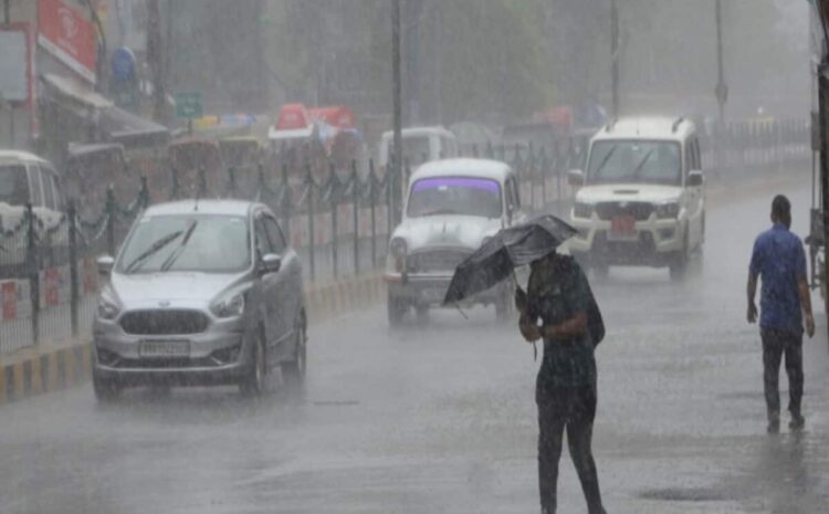 बिहार में भारी बारिश ने दी दस्तक,कई जिलों में बाढ़ आने की बढ़ी संभावना