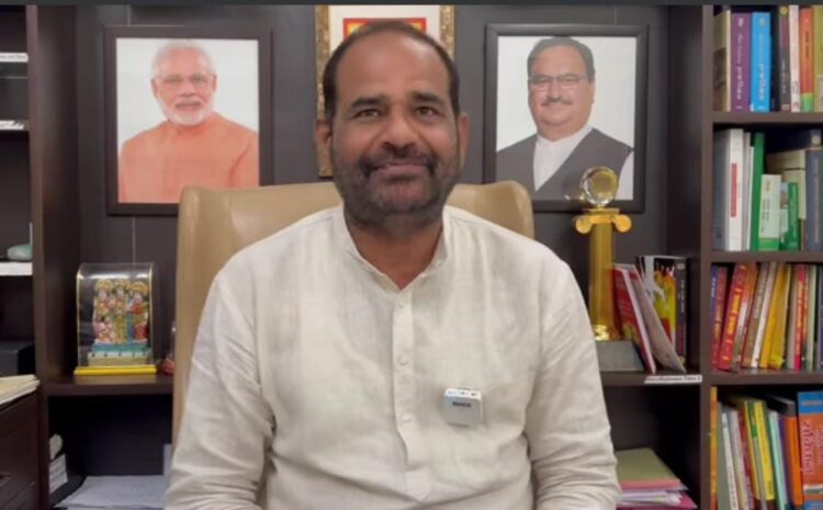 कारण बताओ नोटिस का जवाब देने बीजेपी मुख्यालय पहुंचे रमेश बिधूड़ी,विवादित बयान के मामले में पार्टी ने दिया था कारण बताओ नोटिस