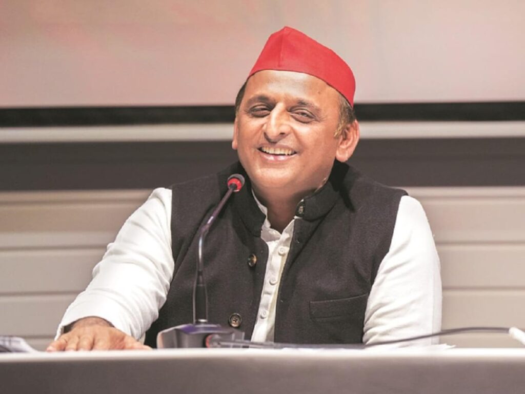 योगी सरकार के पुलिस पर अखिलेश यादव ने कसा तंज,कहा-झूठी है इनकी दबिश और झूठी है हिरासत 1 IMG 20230928 WA0016
