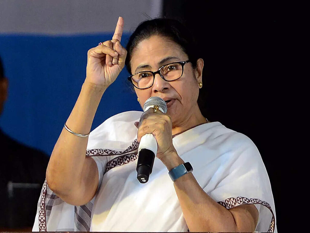 ममता बनर्जी पर स्मृति ईरानी का हमला-विधायकों का वेतन तो बढ़ा देती हैं लेकिन श्रमिकों की मेहनत की कमाई नहीं देतीं 1 IMG 20231001 WA0042