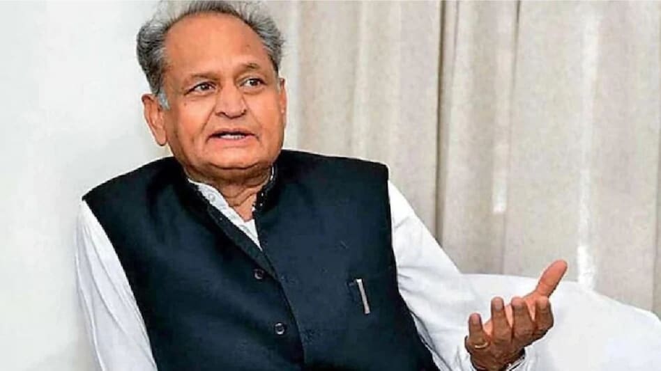 बर्खास्त मंत्री राजेन्द्र गुढ़ा ने सीएम गहलोत की खोली पोल,कहा-राजस्थान की धरती पर अशोक गहलोत से बड़ा कोई निकम्मा नहीं 1 IMG 20231007 WA0012