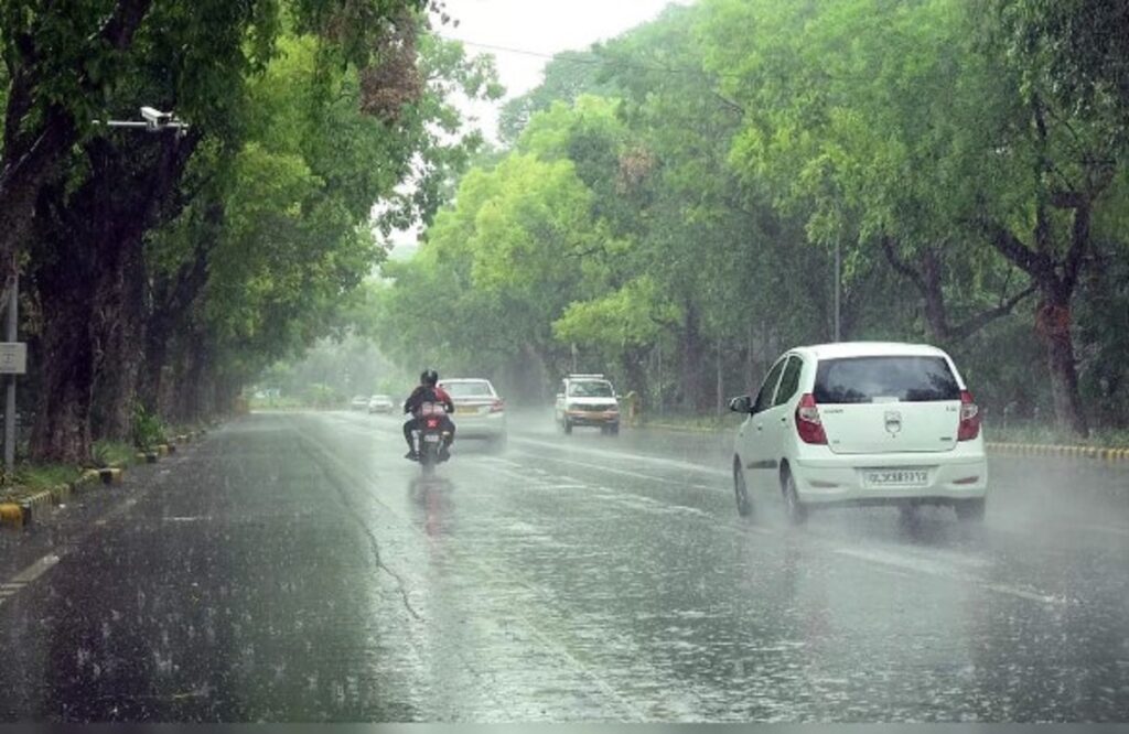 बिहार के कई जिलों में हो सकता है बारिश,मौसम विभाग ने अलर्ट किया जारी 1 IMG 20231011 WA0007