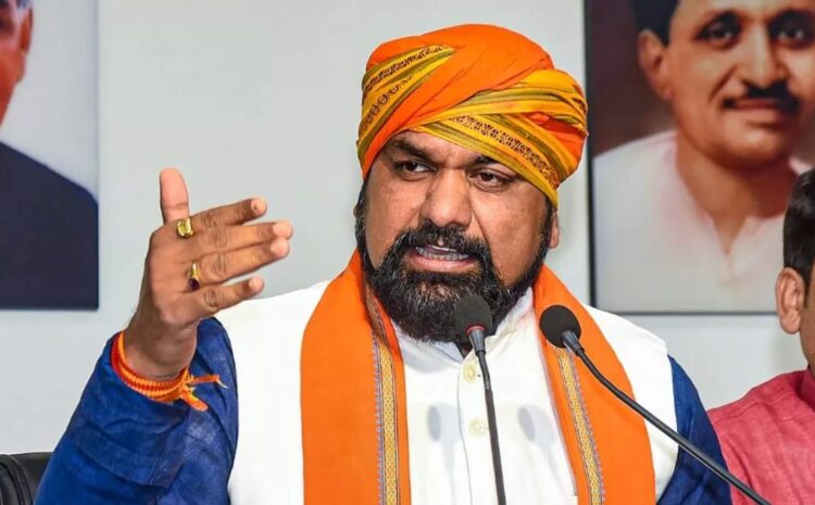 नीतीश पर सम्राट ने किया पलटवार,कहा-उनकी हैसियत नहीं है इज्जत देने की जब मेरे पिता करते थे राजनीति तो नीतीश पहनते थे हाफ पैंट