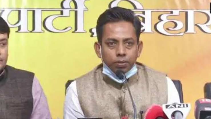 पशुपति पारस और चिराग मामले में अब बीजेपी की हुई एंट्री,पारस को बीजेपी विधायक ने बताई असली उतराधिकारी 1 IMG 20231016 WA0019