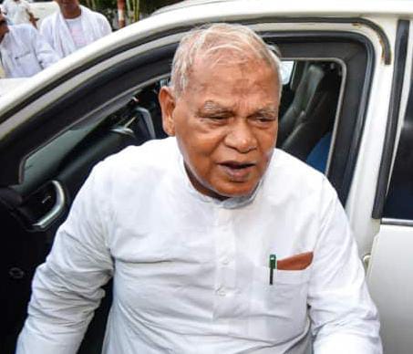 टीचर भर्ती को लेकर मांझी ने नीतीश-तेजस्वी पर बोला हमला,कहा-वोट दें बिहारी,नौकरी पाएं बाहरी