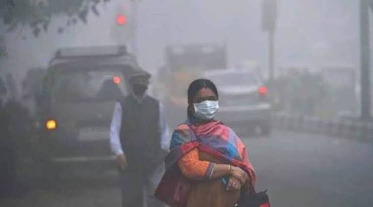 राजधानी दिल्ली के बाद अब पटना की हवा हुई जहरीली,300 के पार पहुंचा AQI