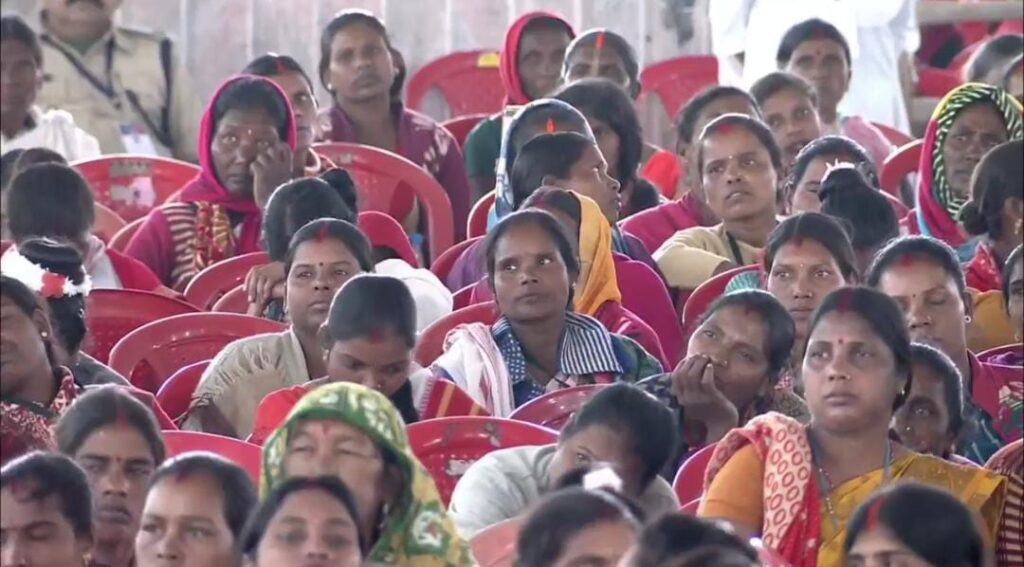 किसान निधि की 15 वीं किस्त को आज पीएम मोदी ने की जारी,करोड़ों किसानों को मिला लाभ 1 IMG 20231115 WA0020