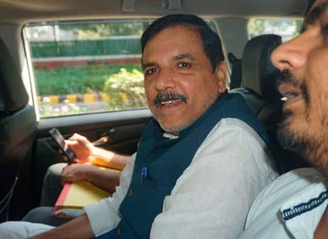 शराब मामले में केजरीवाल के सांसद संजय सिंह की बढ़ी मुश्किलें,कोर्ट ने बढ़ाई 4 दिसंबर तक न्यायिक हिरासत