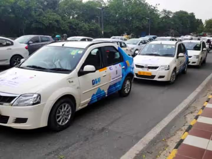 राजधानी दिल्ली बना एप अधारित इलेक्ट्रिक कैब सेवा देने वाला देश का पहला राज्य,सार्वजनिक सुरक्षा का रखा जाएगा खास ख्याल 1 IMG 20231130 WA0016