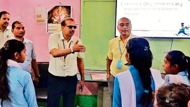 आज से बिहार के सरकारी स्कूलों में शुरू हुआ मिशन दक्ष,45 मिनट में तैयार किए जाएंगे 'सुपर स्टूडेंट' 1 IMG 20231201 WA0000