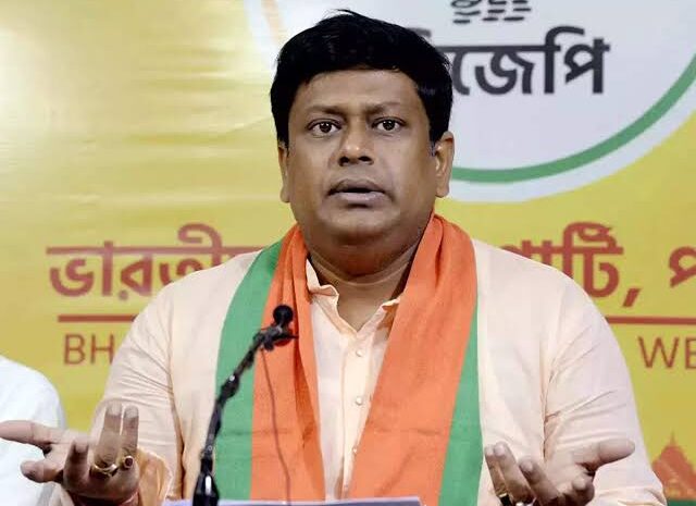 महुआ के बयान पर बीजेपी ने किया पलटवार,कहा-‘चीरहरण द्रौपदी का हुआ था शूर्पनखा का नहीं’