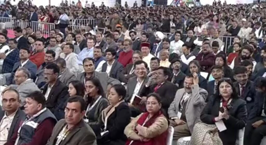 देहरादून में 'धन्ना सेठों' से बोले पीएम मोदी-जब भगवान जोड़ियां बनाते हैं तो आप लोग विदेश में जाकर शादी क्यों करते हो 1 IMG 20231208 WA0022