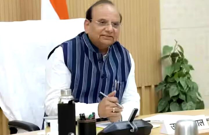 दिल्ली के एलजी ने सीएम केजरीवाल के नेताओं के आरोपों पर किया पलटवार,बोले-यह विभाग आपके अंदर में है