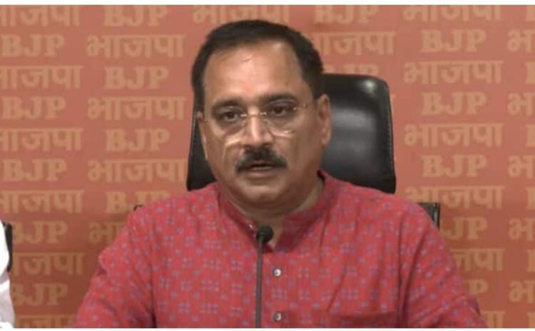  बहानेबाजी के बिना जांच में शामिल हों केजरीवाल,बीजेपी ने सीएम अरविंद को दी नसीहत