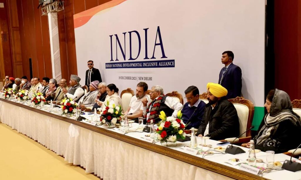 I.N.D.I.A गठबंधन को चंद्रशेखर आजाद ने दी नसीहत,कहा-मतभेद भुलाकर एकजुट होकर लड़ना होगा क्योंकि BJP को हराना आसान नहीं 1 IMG 20231220 WA0052 3
