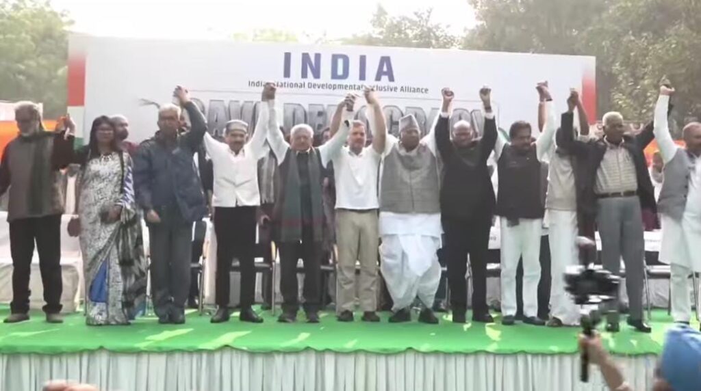 कांग्रेस अध्यक्ष खरगे ने मोदी सरकार पर लगाया बड़ा आरोप,कहा-संसद में हमें सरकार नहीं देती है बोलने 1 IMG 20231222 WA0025 1