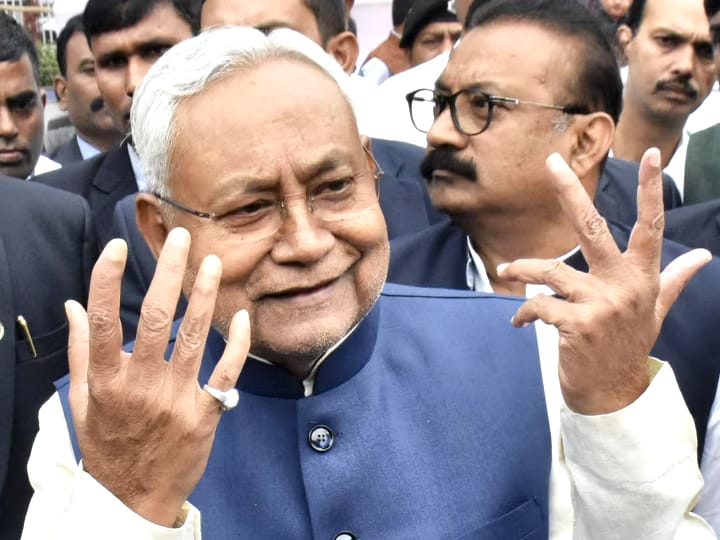राष्ट्रीय कार्यकारिणी की बैठक से पहले आज सीएम नीतीश से मिलने पहुंचे आनंद मोहन,जदयू में शामिल होने का कर सकते हैं ऐलान 1 IMG 20231227 WA0013 1