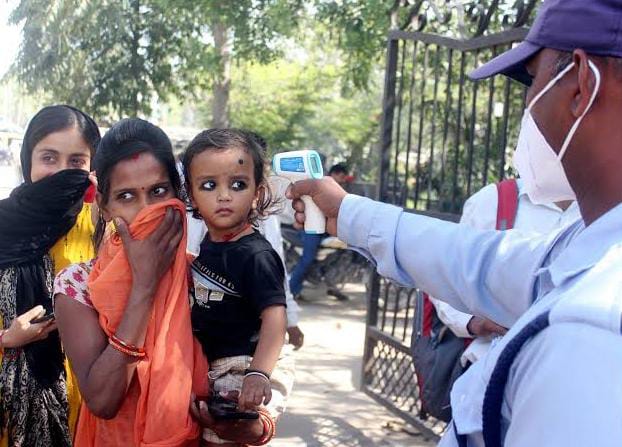 जेएन.1 वेरिएंट के खतरे के बीच कर्नाटक सरकार ने जारी की कोविड गाइडलाइंस,सभी को मास्क लगाने की दी गई सलाह