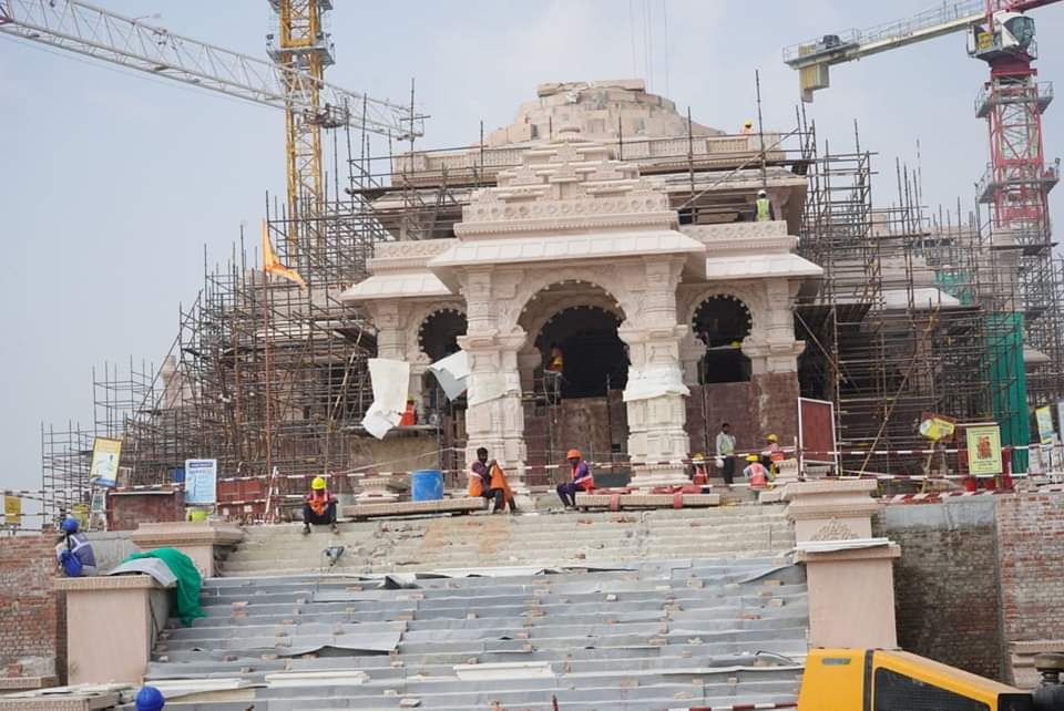 अयोध्या में 15 जनवरी से शुरू हो जाएगा प्राण प्रतिष्ठा महोत्सव,पीएम मोदी होंगे मुख्य यजमान 1 IMG 20231228 WA0045