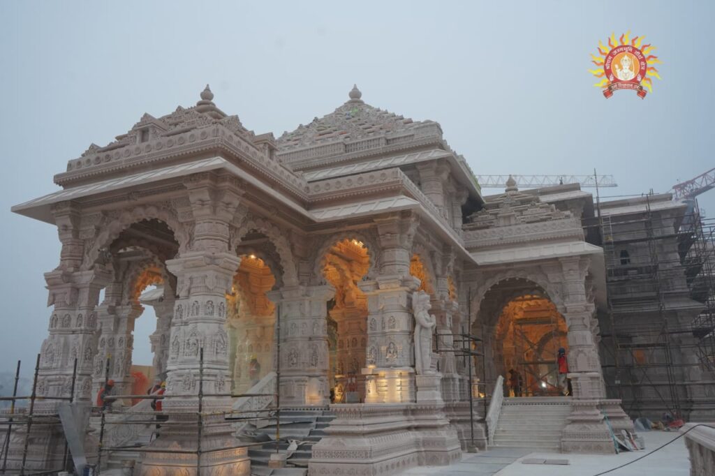 राम मंदिर में होगी स्थापित होगी अरुण योगीराज की बनाई रामलला की मूर्ति,ट्रस्ट के तरफ से दी गई जानकारी 1 IMG 20240115 WA0030