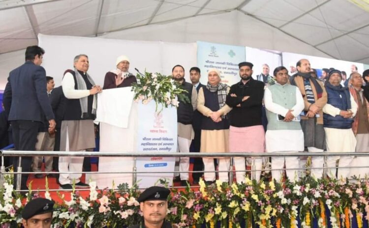 नीतीश-तेजस्वी ने आज किया श्री राम जानकी मेडिकल कॉलेज अस्पताल का उद्घाटन,कहा-यह तो शुरुआत है अभी और बहुत कुछ देंगे..
