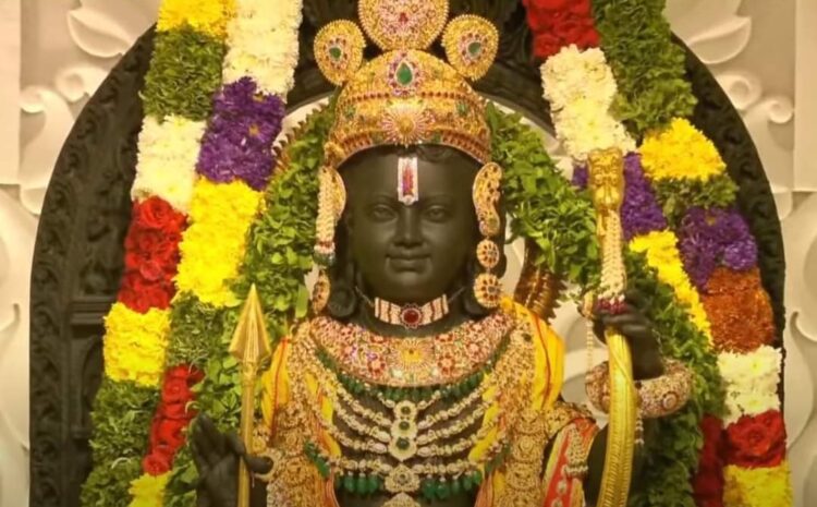 गणतंत्र दिवस के दिन 3.25 लाख से अधिक श्रद्धालुओं ने किया रामलला का दर्शन,भक्तों की हर रोज उमड़ रही है भारी भीड़