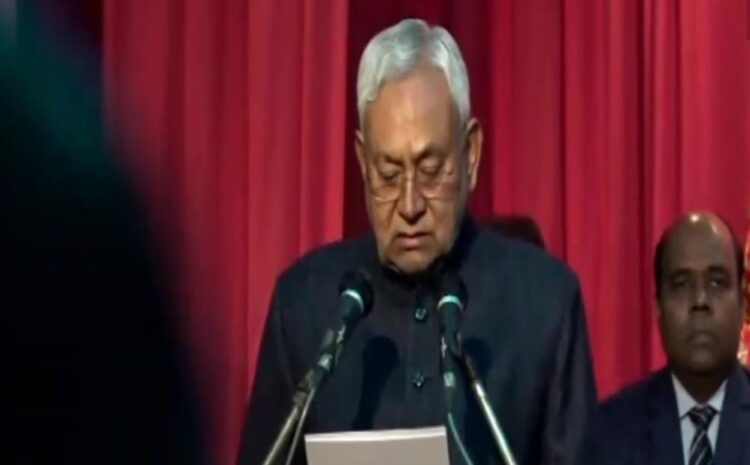 नौवीं बार आज बिहार के मुख्यमंत्री बने नीतीश कुमार,सीएम पद की ली शपथ
