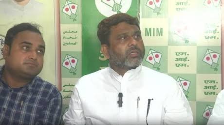 नीतीश कुमार को भारत रत्न देने के लिए ओवैसी के विधायक विधानसभा में रखेंगे प्रस्ताव,बोले-इनके वजह से शर्मिंदा हैं बिहारवासी