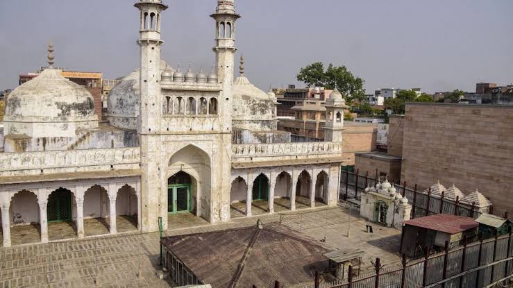 आज दोपहर बाद ज्ञानवापी मस्जिद पर फैसला सुना सकती है कोर्ट,दोनों पक्षों के लोग फैसले का बेसब्री से कर रहे हैं इंतजार
