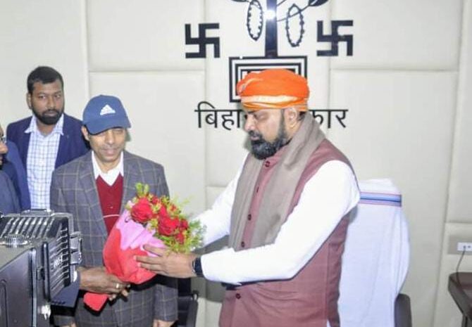वित्त विभाग का पदभार ग्रहण करने के बाद बोले सम्राट चौधरी,वित्तीय प्रबंधन को और भी किया जाएगा बेहतर
